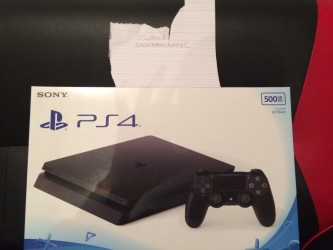 Image d'illustration pour l'article : La PlayStation 4 Slim existe véritablement et elle est présentée avec une vidéo !