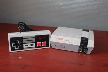 Image d'illustration pour l'article : Test NES Classic Mini - Une console pour les plus nostalgiques à posséder ?