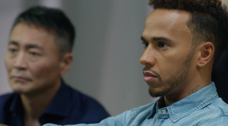 Image d'illustration pour l'article : Lewis Hamilton, gameplay designer de GT Sport et jouera le rôle du mentor
