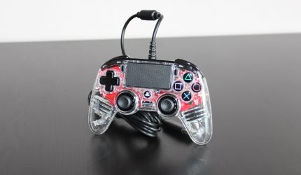 Image d'illustration pour l'article : Test Nacon Illuminated Compact Controller - La manette PS4 lumineuse