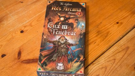 Image d'illustration pour l'article : Res Arcana présente sa première extension : Lux et Tenebrae