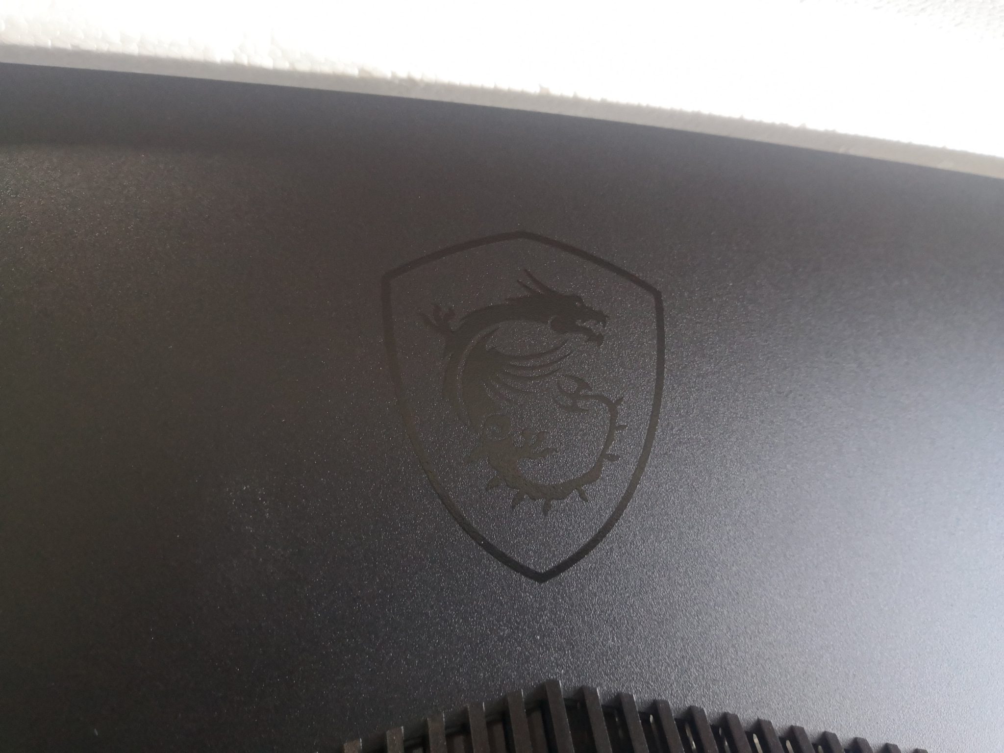 Optix G24C4