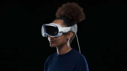 Apple vision pro 11