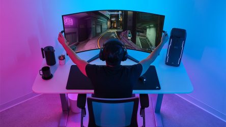 Image d'illustration pour l'article : Test Corsair Xeneon Flex 45WQHD240 - L'écran gaming flexible de la démesure