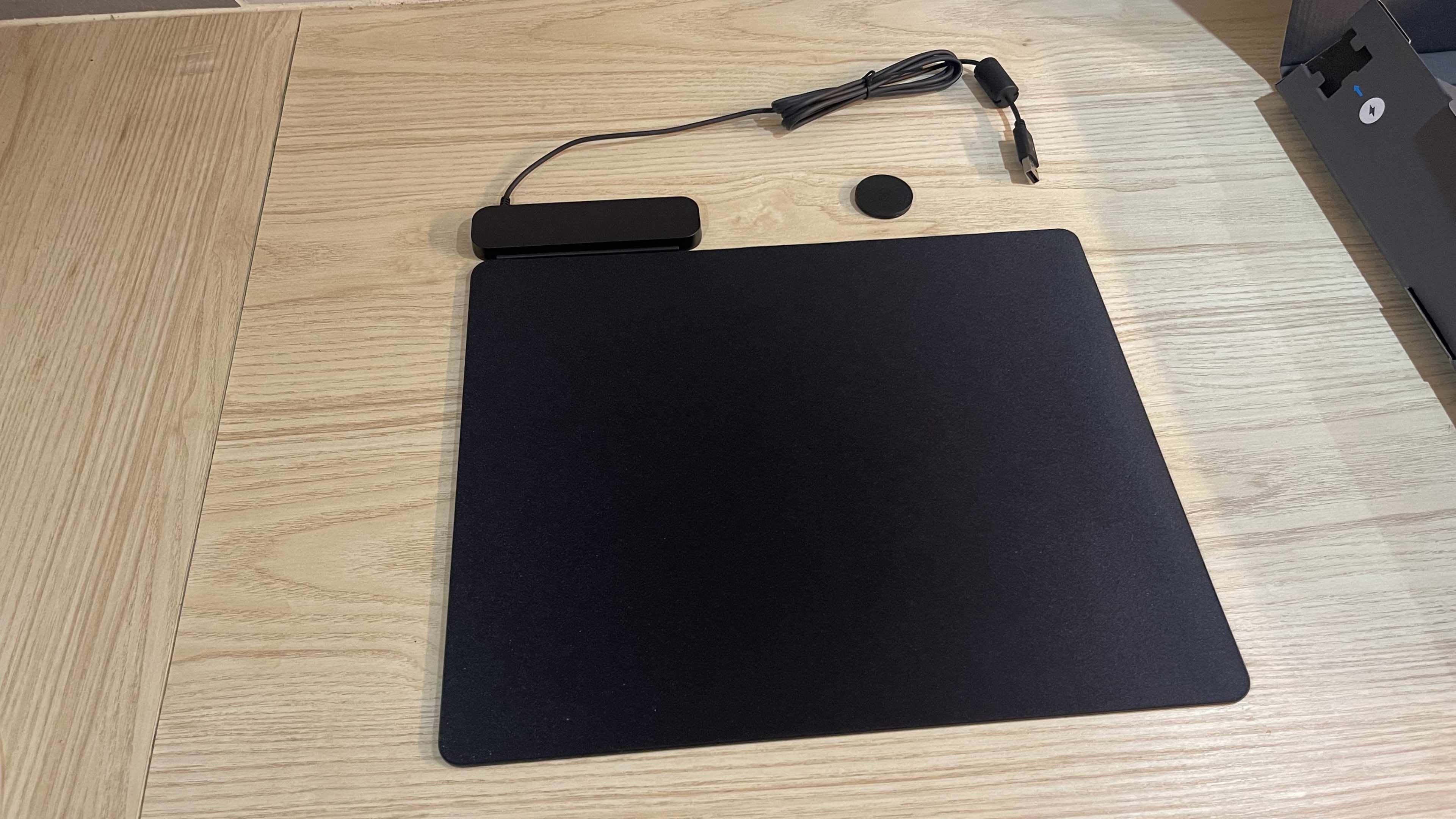 Logitech g powerplay 2 photos 2 scaled 4