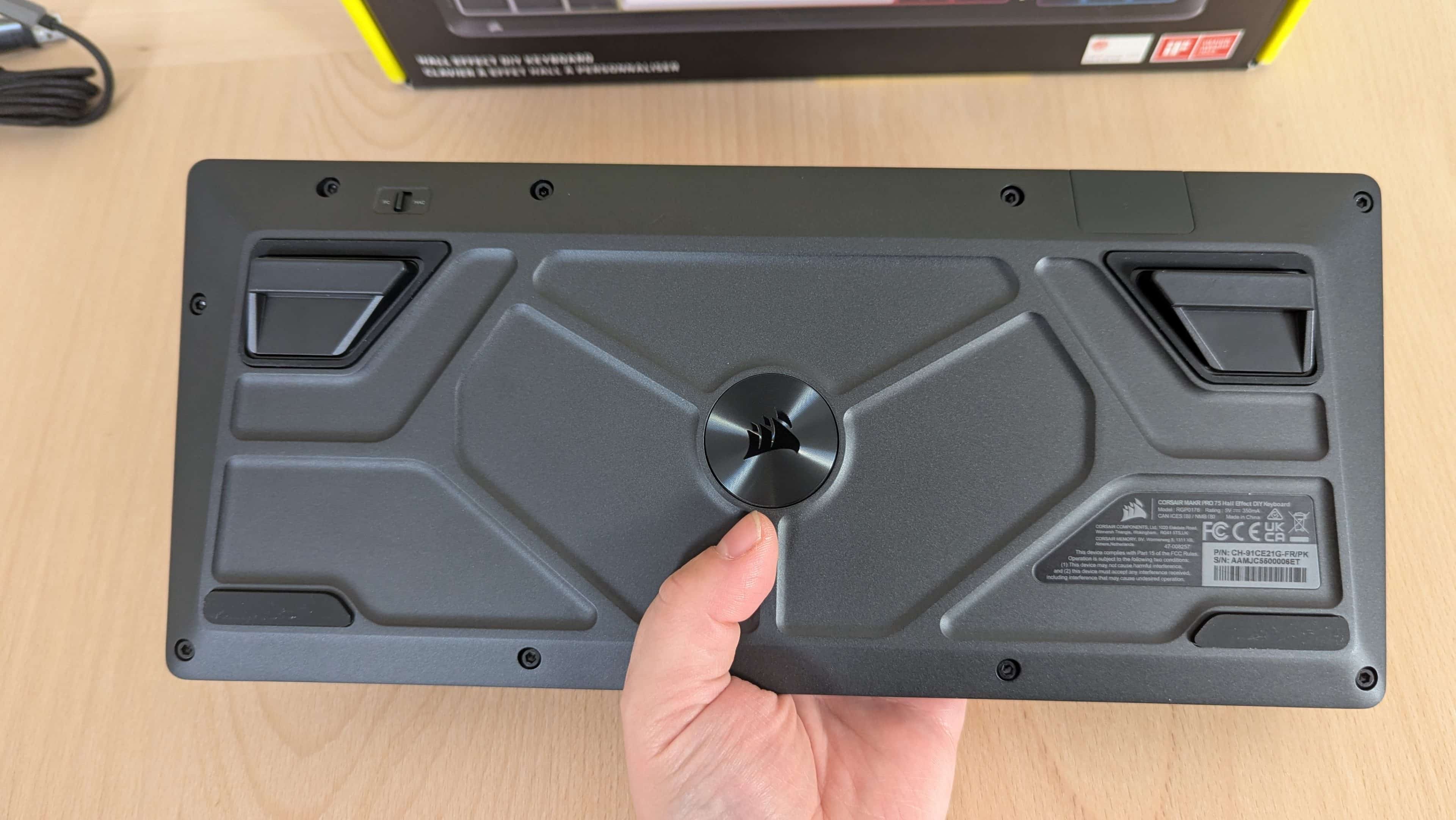 Corsair makr pro 75 8 scaled 6 Corsair makr pro 75 8 scaled 6