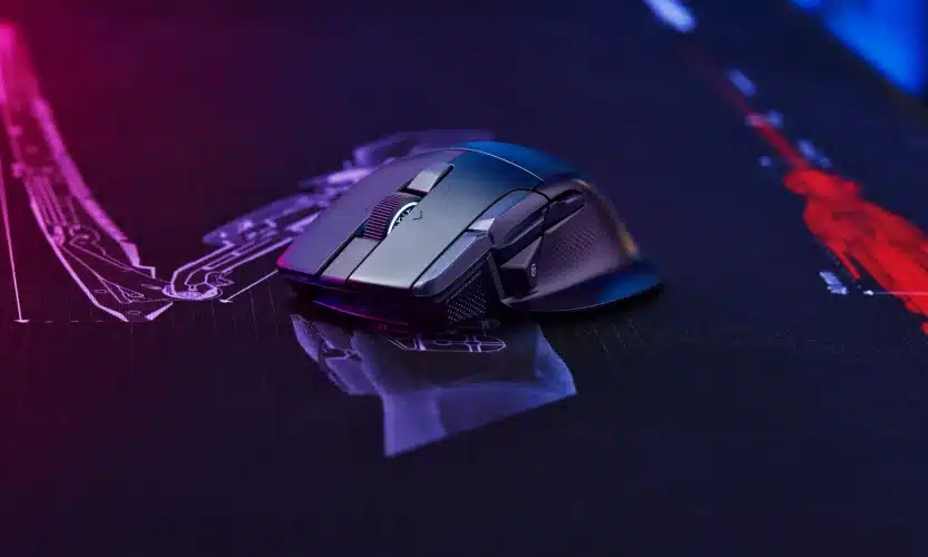 Test Corsair Nightsword V2 Wireless SD – Une souris gaming qui peut aussi prendre le rôle d’un Stream Deck